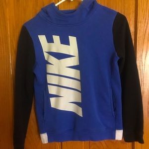 Nike hooded pullover sweatshirt